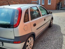 Silber Gebraucht 2003 Opel Corsa Enjoy Kleinwagen | 950 € (Guter Preis)