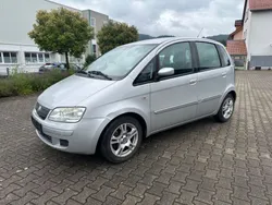 Silber Gebraucht 2005 Fiat Idea Dynamic Van / Kleinbus | 2.400 € (Fairer Preis)