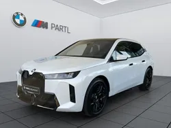 Mineralweiss Neu 2025 BMW iX M Sport SUV | 85.900 € (Fairer Preis)