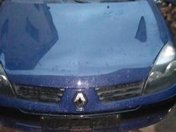 Blau Gebraucht 2005 Renault Clio II Kleinwagen | 749 €