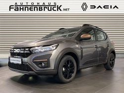 Grau Neu 2025 Dacia Sandero Extreme Kleinwagen | 20.140 € (Etwas zu teuer)