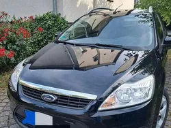 Schwarz Gebraucht 2010 Ford Focus Kombi | 2.200 € (Fairer Preis)