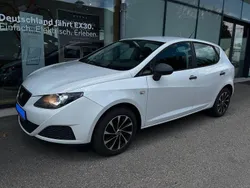Weiß Gebraucht 2012 Seat Ibiza Reference Limousine | 4.333 € (Fairer Preis)