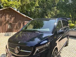 Blau Gebraucht 2021 Mercedes V250 AMG line Van / Kleinbus | 49.900 € (Superpreis)