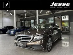 Braun Gebraucht 2016 Mercedes E220 Exclusive Limousine | 21.990 € (Fairer Preis)