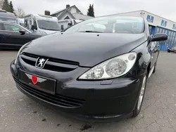 Schwarz Gebraucht 2004 Peugeot 307 CC Cabrio | 1.990 € (Guter Preis)