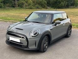 Grau Gebraucht 2022 Mini Cooper SE Kleinwagen | 17.700 € (Fairer Preis)