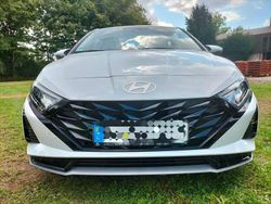 Weiß Gebraucht 2024 Hyundai i20 Trend Kleinwagen | 18.000 € (Fairer Preis)