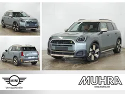 Grün Gebraucht 2024 Mini Countryman SUV | 46.890 €