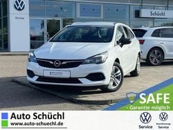 Weiß Gebraucht 2021 Opel Astra Kombi | 13.458 € (Guter Preis)