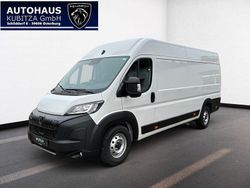 Lackierung weiss Gebraucht 2024 Peugeot Boxer Van | 26.950 € (Fairer Preis)
