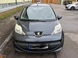 Grau Gebraucht 2009 Peugeot 107 Kleinwagen | 1.150 € (Guter Preis)