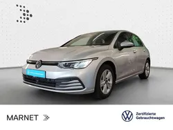 Reflexsilber metallic Gebraucht 2024 VW Golf VIII Life Limousine | 25.390 € (Fairer Preis)