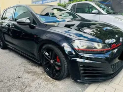 Deep black perleffekt Gebraucht 2015 VW Golf VII GTI Kleinwagen | 19.500 € (Teuer)