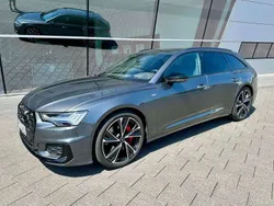 Grau Gebraucht 2024 Audi A6 S-Line Kombi | 57.500 €