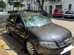 Schwarz Gebraucht 2004 Audi A3 Ambiente Limousine | 3.250 € (Fairer Preis)