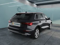 Grau Gebraucht 2024 Audi A3 Sportback e-tron Advanced Limousine | 37.650 €