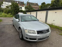 Silber Gebraucht 2004 Audi A8 Limousine | 2.950 € (Superpreis)