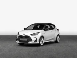 Weiß Gebraucht 2022 Toyota Yaris Hybrid Business Edition Limousine | 18.990 € (Fairer Preis)