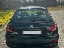 Schwarz Gebraucht 2009 Peugeot 206+ Kleinwagen | 2.799 € (Fairer Preis)