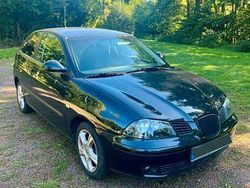 Schwarz Gebraucht 2005 Seat Ibiza Sport Limousine | 1.950 € (Fairer Preis)