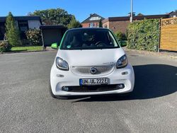 Weiß Gebraucht 2018 Smart ForTwo Electric Drive Coupé | 8.880 € (Fairer Preis)