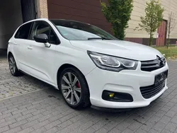 Weiß Gebraucht 2016 Citroën C4 PureTech Limousine | 4.299 € (Superpreis)
