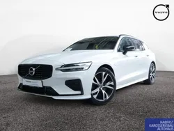 Weiss / ice white Gebraucht 2021 Volvo V60 R-Design Kombi | 33.930 € (Fairer Preis)