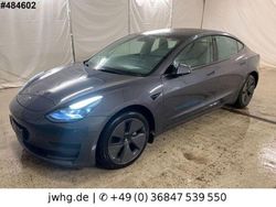 Grau Gebraucht 2022 Tesla Model 3 Limousine | 27.480 € (Guter Preis)