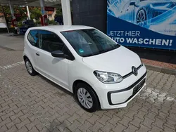 Weiß Gebraucht 2018 VW up! take up! Kleinwagen | 3.999 € (Fairer Preis)