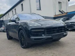 Schwarz Gebraucht 2017 Porsche Cayenne Turbo SUV | 53.900 €