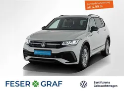 Oryxweiß perlmutteffekt Gebraucht 2024 VW Tiguan Allspace R-line SUV | 42.780 € (Fairer Preis)