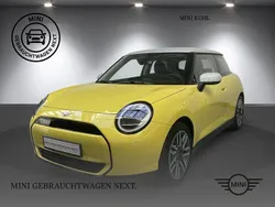 Gelb Neu 2024 Mini Cooper Classic Kleinwagen | 29.490 €