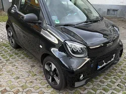 Schwarz Gebraucht 2022 Smart ForTwo Electric Drive Coupé | 10.900 € (Fairer Preis)