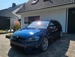 Blau Gebraucht 2019 VW Golf VII Kombi | 32.400 €