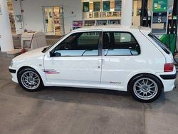 Weiß Gebraucht 2003 Peugeot 106 Kleinwagen | 7.000 €