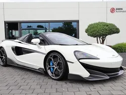 Weiss Gebraucht 2019 McLaren 600LT Spider Cabrio | 209.600 €