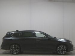 Lackierung schwarz perla nera/ Gebraucht 2024 Opel Astra Ultimate Kombi | 19.380 € (Guter Preis)