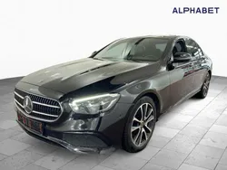 Obsidianschwarz Gebraucht 2022 Mercedes E220 Avantgarde Limousine | 35.795 € (Fairer Preis)