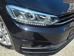 Schwarz Gebraucht 2023 VW Touran Comfortline Van / Kleinbus | 23.799 € (Superpreis)