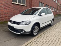 Weiß Gebraucht 2011 VW Golf VI Limousine | 6.800 € (Etwas zu teuer)