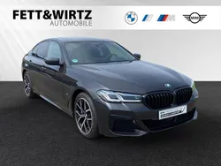 Sophistograu brillanteffekt Gebraucht 2021 BMW 530e M Sport Limousine | 36.370 € (Fairer Preis)