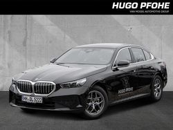 Saphirschwarz Gebraucht 2024 BMW 520 Sport Line Limousine | 45.689 € (Superpreis)