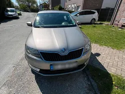 Grau Gebraucht 2014 Skoda Rapid Kombi | 3.950 € (Fairer Preis)