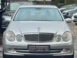 Silber Gebraucht 2003 Mercedes E220 Avantgarde Limousine | 4.999 € (Fairer Preis)