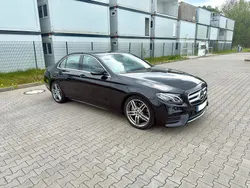 Schwarz Gebraucht 2019 Mercedes E220 AMG line Limousine | 32.500 € (Guter Preis)