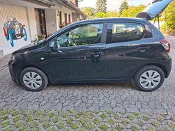 Schwarz Gebraucht 2020 Peugeot 108 Active Kleinwagen | 10.000 € (Fairer Preis)