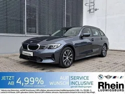 Grau Gebraucht 2022 BMW 320 Sport Line Kombi | 28.840 € (Guter Preis)