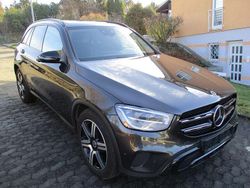 Grau Gebraucht 2021 Mercedes GLC220 Night SUV | 28.999 € (Fairer Preis)