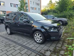 Schwarz Gebraucht 2013 VW Touran Life Van / Kleinbus | 7.400 € (Guter Preis)